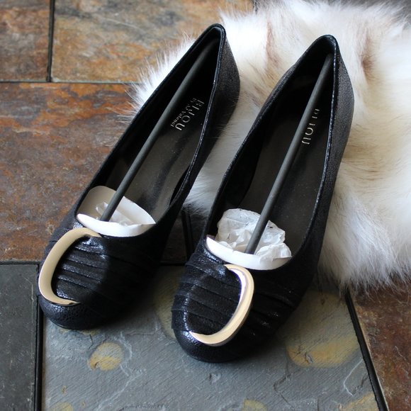 NWT - BIJOU, Black kitten heels, size 6 - Picture 1 of 5
